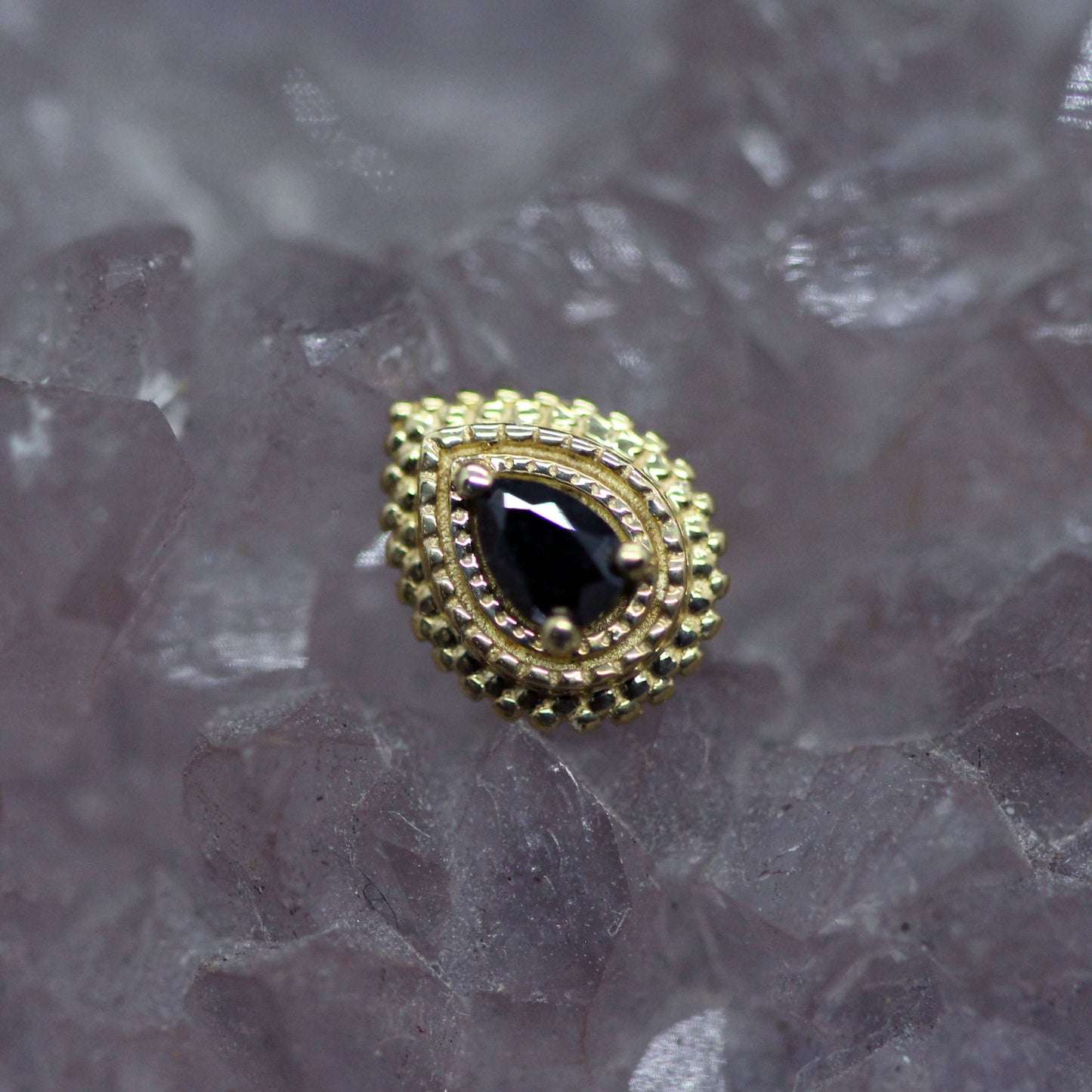 BVLA Tiny Afghan Pear Threaded End