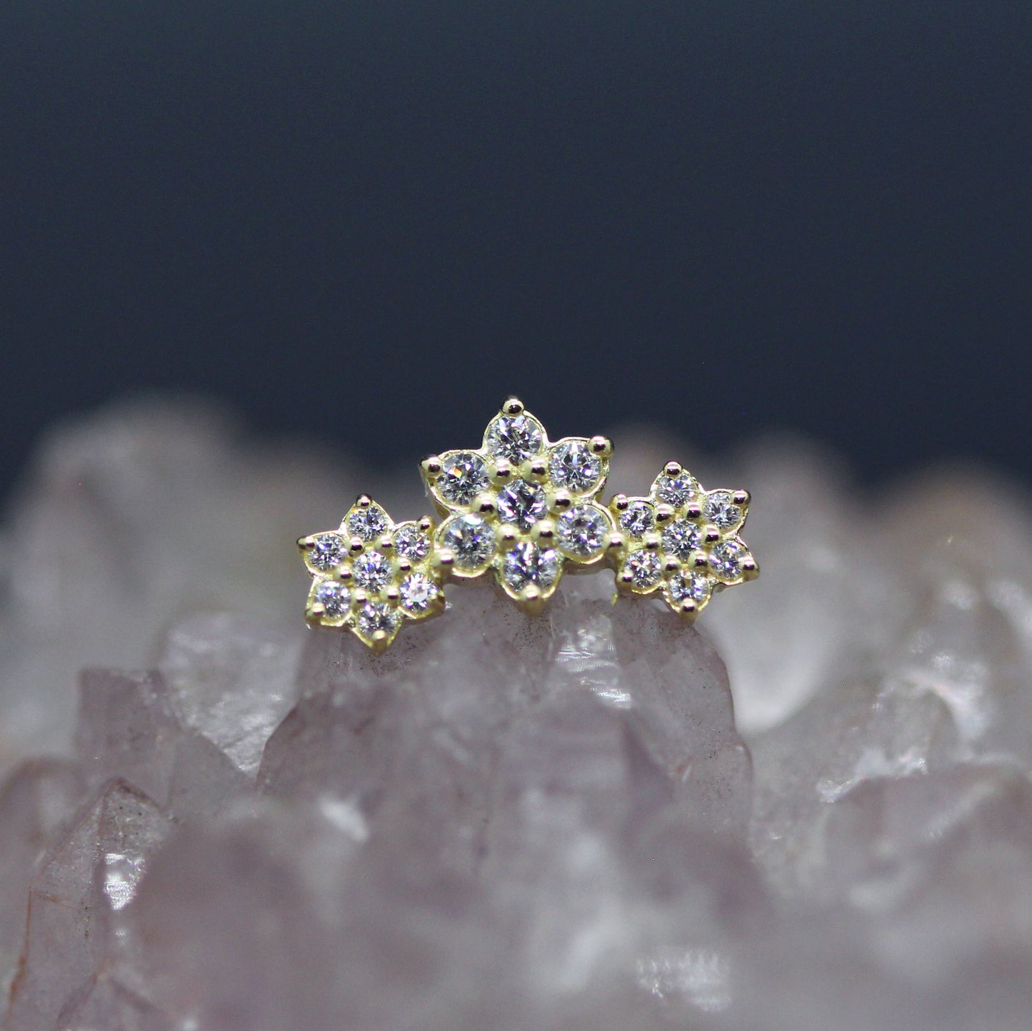 Triple Flower Threadless End