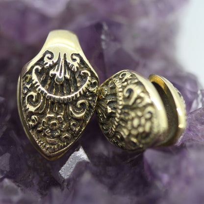 Ornate Spade Weights