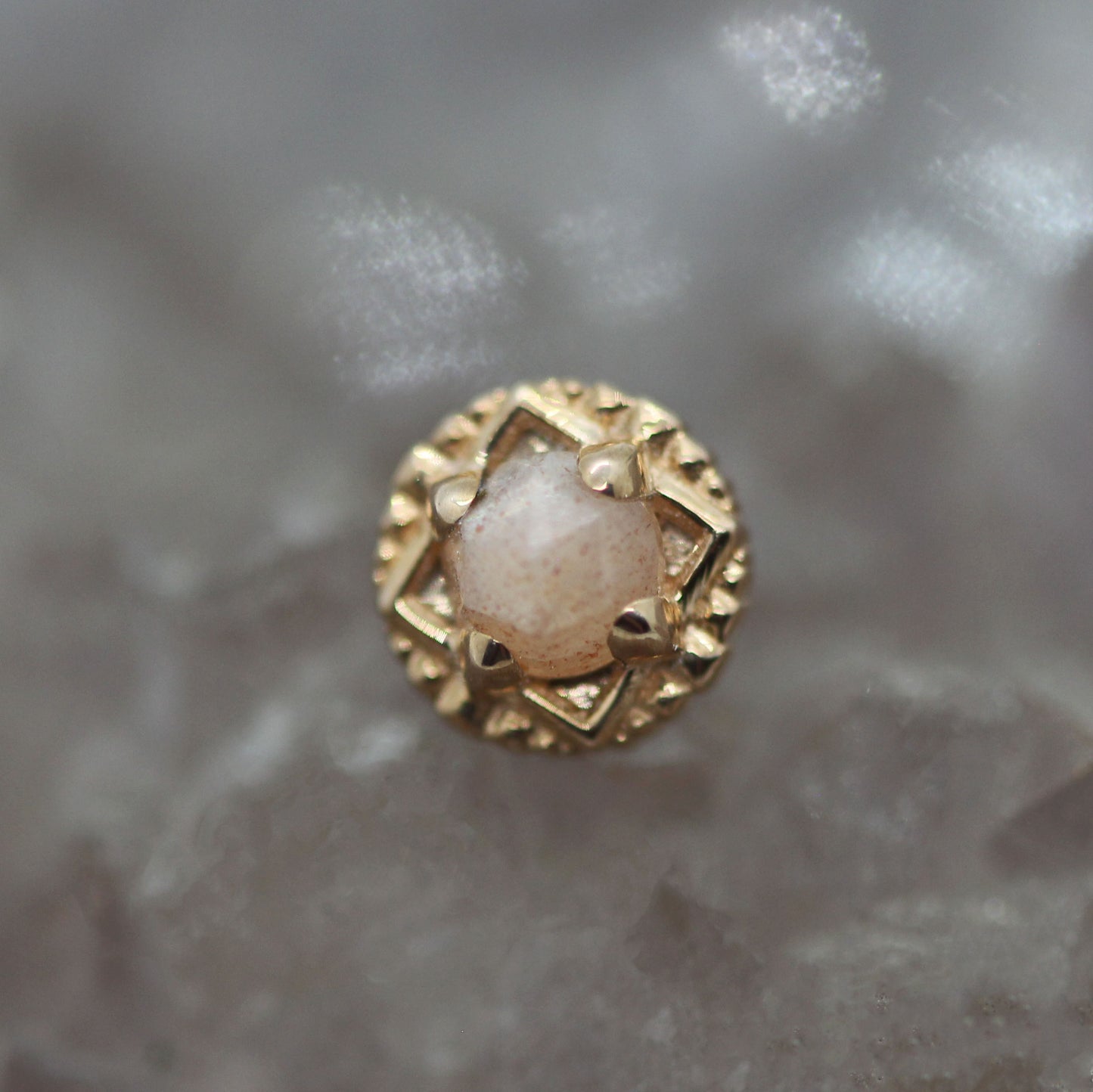 Omega Threadless End