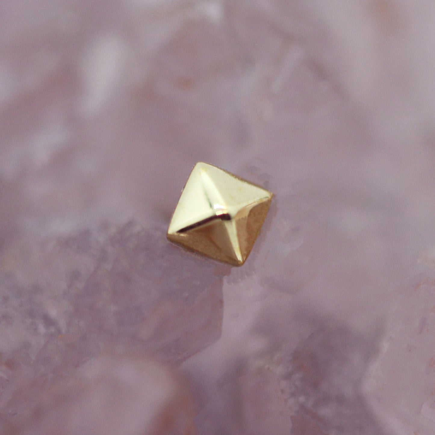 Beveled Pyramid Threadless End