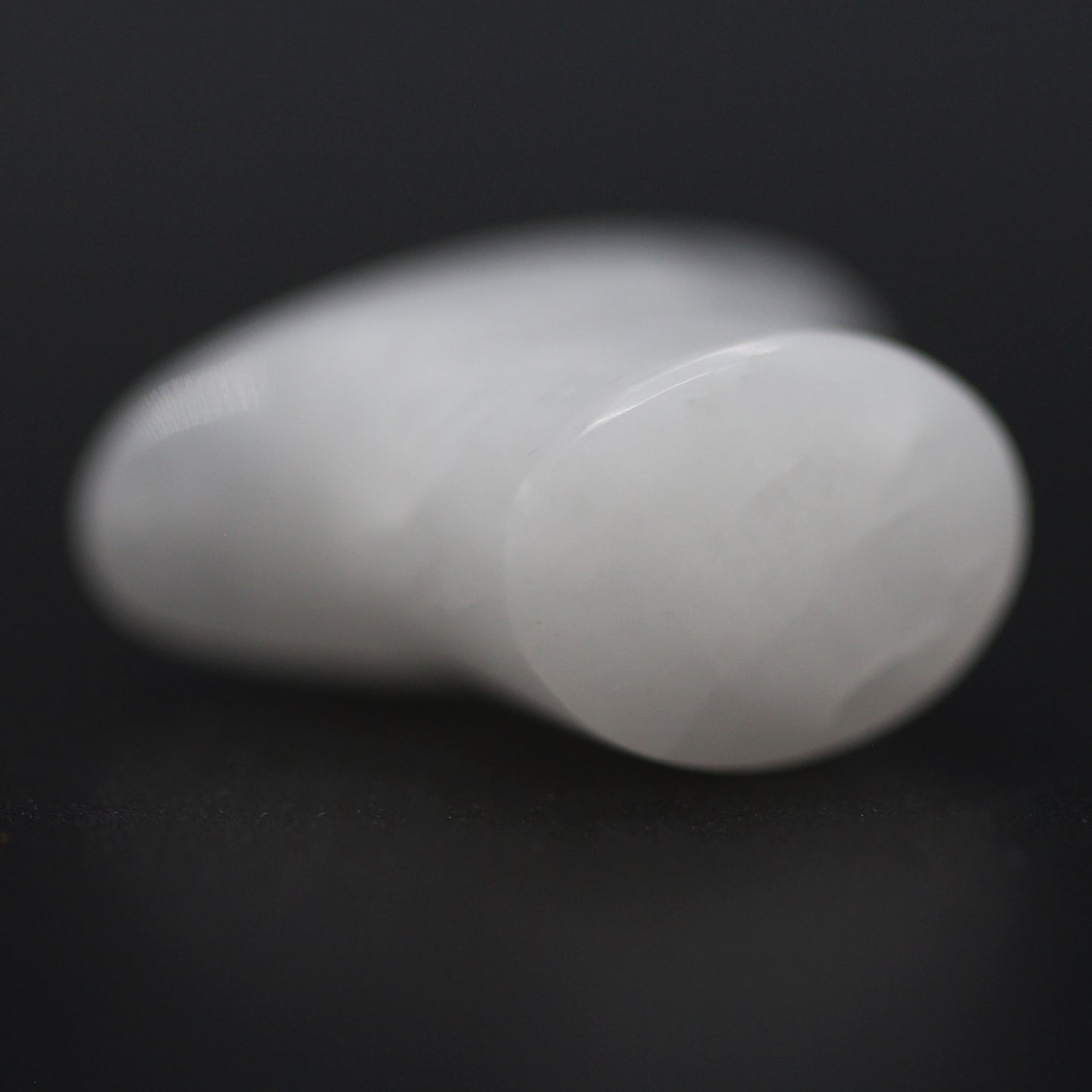 00g (9mm-10mm) Stone Labrets