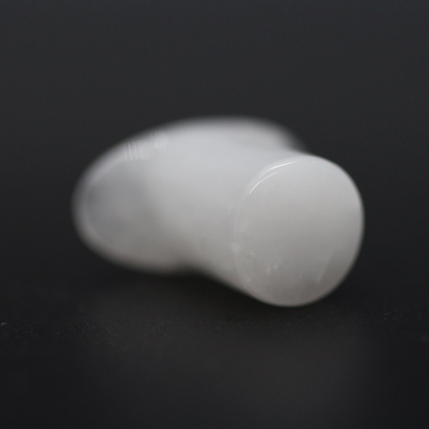 00g (9mm-10mm) Stone Labrets